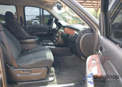 2007 Chevrolet Tahoe Lt из США, поврежденный, VIN 1GNFC13037R218563